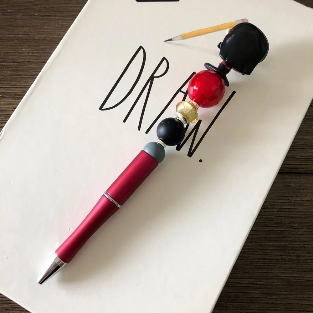 Disney Doorables: The Incredibles: Violet handmade beaded pen